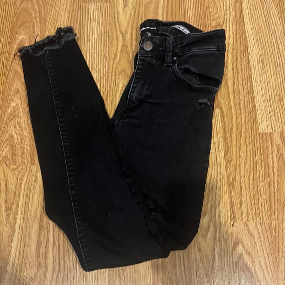 black skinny boyfriend jeans